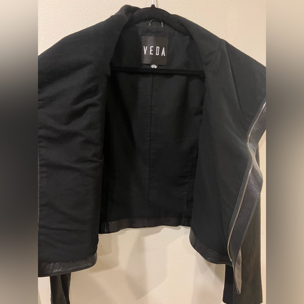 RESERVED LISTING Veda Black Leather Jacket Max Classic Large L Lambskin Moto - Picture 9 of 15